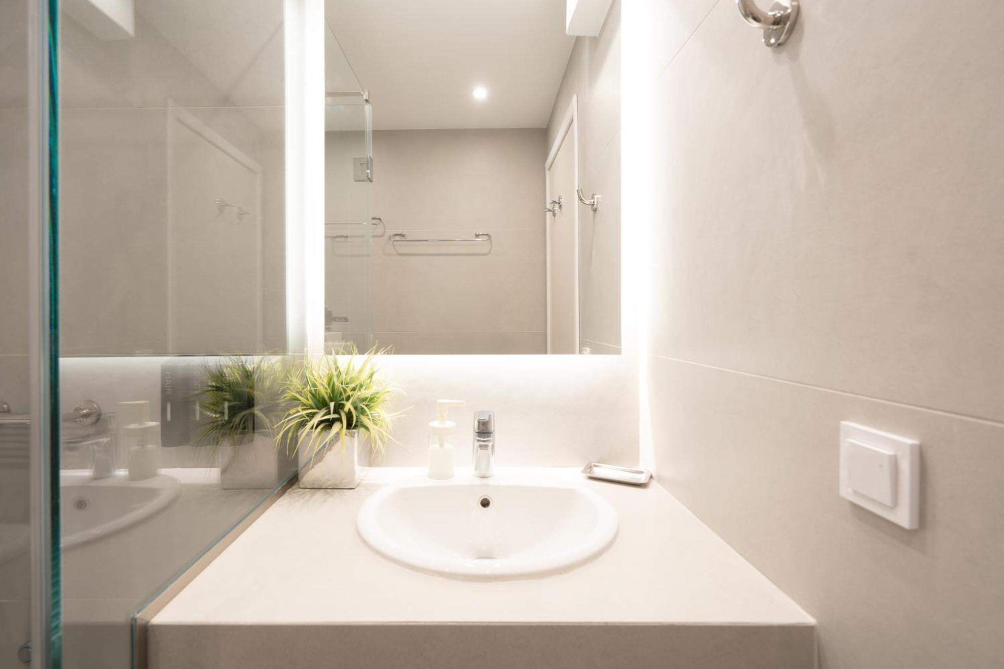 Bright, Cosy Studio Close To Glyfada Beach & Center Афины Экстерьер фото